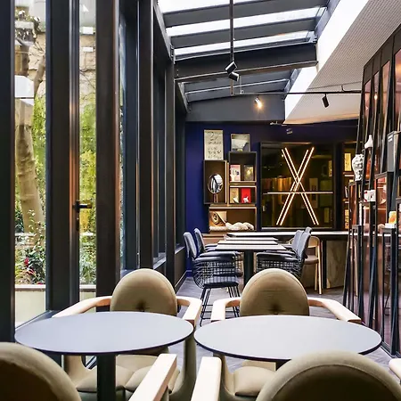 Hotel Tribe Batignolles 4*