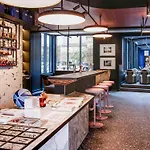 酒店 Tribe Batignolles 4*