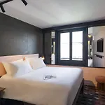 Hotel Tribe Batignolles 4*