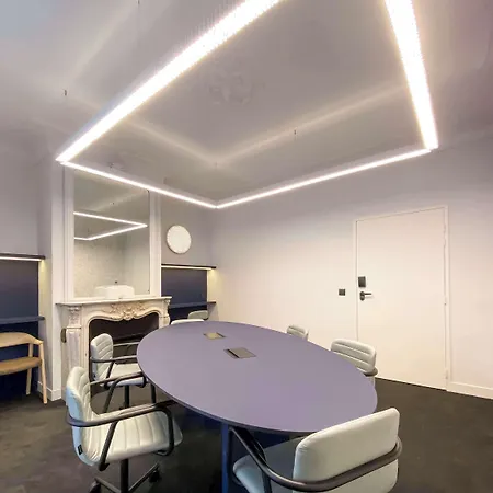 Tribe Batignolles פריז