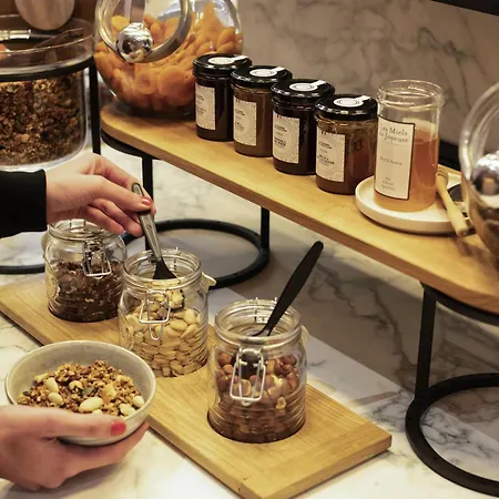 Tribe Batignolles 4* Paris