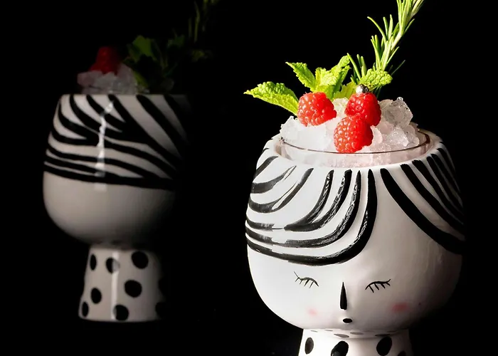 Tribe Batignolles פריז