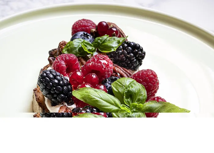 Tribe Batignolles Hotel 4*