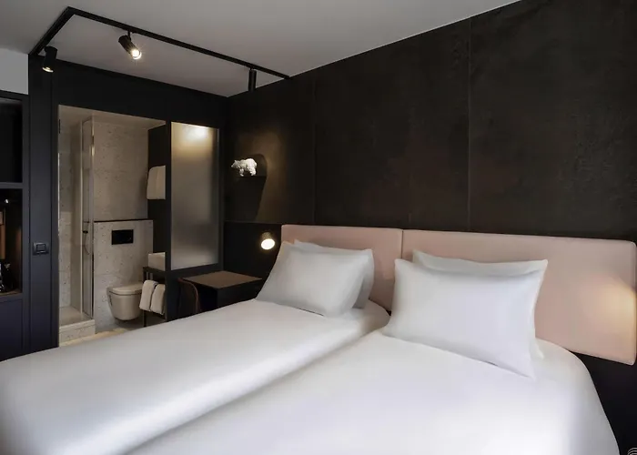 Tribe Batignolles 4* פריז