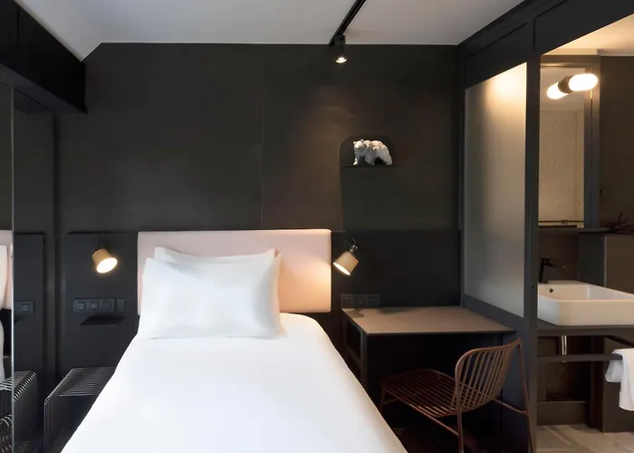 Tribe Batignolles Szálloda 4*