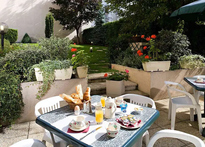 Hotel Tribe Batignolles