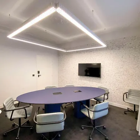 Tribe Batignolles 4* Paris