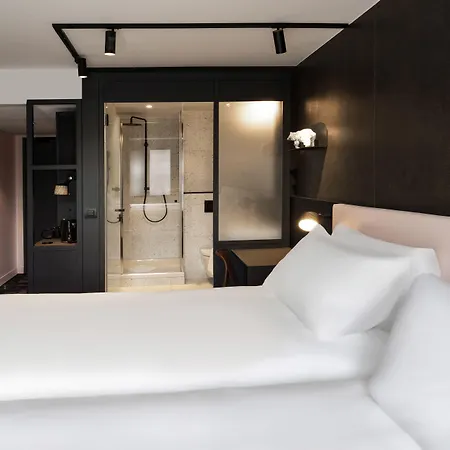 Tribe Batignolles 4* Párizs