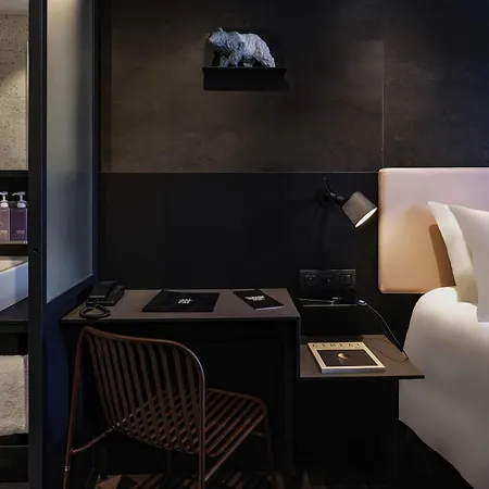 Tribe Batignolles 4* Párizs