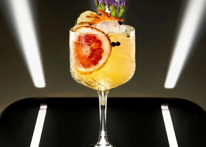 Ξενοδοχείο Tribe Batignolles 4*